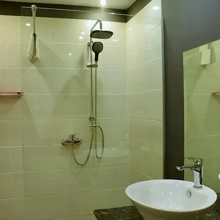 A Ti 4*