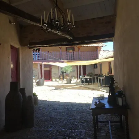 A Ti Panzió Valderrey